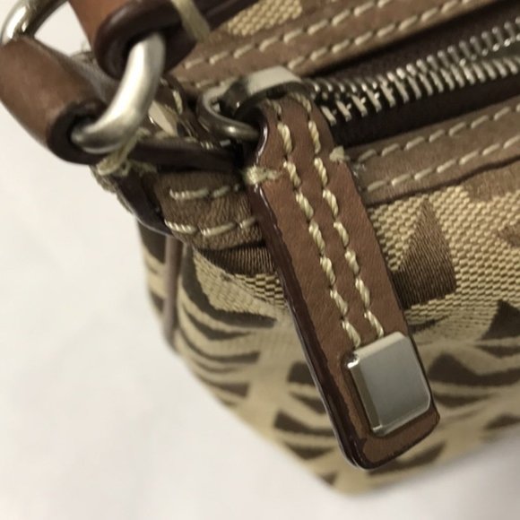 MICHAEL Michael Kors Baguette Purse Vintage - Picture 13 of 14